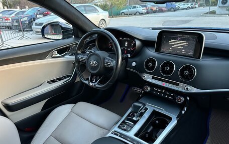 KIA Stinger I, 2018 год, 2 497 000 рублей, 20 фотография