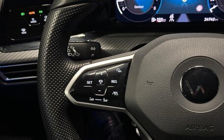 Volkswagen Golf VIII, 2022 год, 2 100 032 рублей, 16 фотография