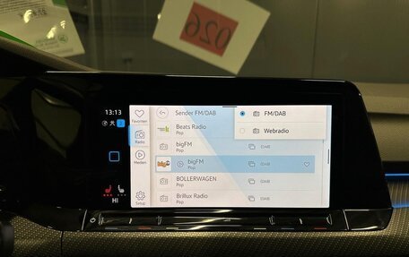 Volkswagen Golf VIII, 2022 год, 2 100 032 рублей, 24 фотография