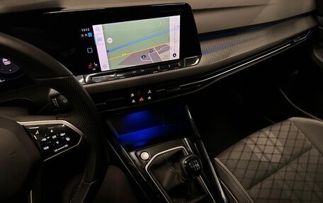 Volkswagen Golf VIII, 2022 год, 2 100 032 рублей, 18 фотография