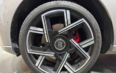 Rolls-Royce Cullinan, 2025 год, 21 900 856 рублей, 20 фотография