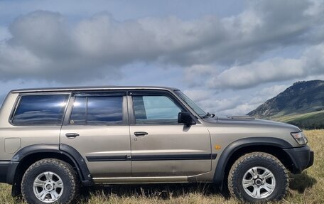 Nissan Patrol, 1998 год, 980 000 рублей, 4 фотография