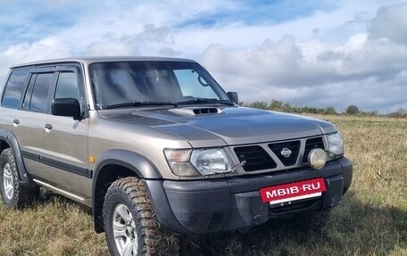 Nissan Patrol, 1998 год, 980 000 рублей, 3 фотография