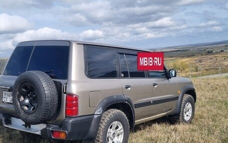 Nissan Patrol, 1998 год, 980 000 рублей, 5 фотография