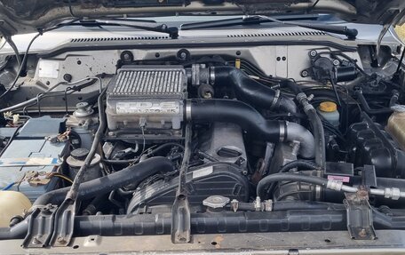 Nissan Patrol, 1998 год, 980 000 рублей, 17 фотография