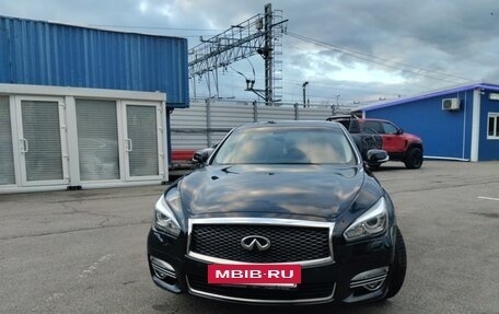 Infiniti Q70 I, 2016 год, 2 450 000 рублей, 2 фотография
