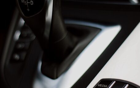 BMW 3 серия, 2018 год, 2 950 000 рублей, 16 фотография