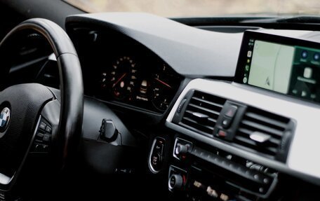 BMW 3 серия, 2018 год, 2 950 000 рублей, 17 фотография