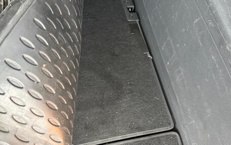 Volkswagen Touran III, 2007 год, 575 000 рублей, 23 фотография