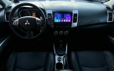 Mitsubishi Outlander III рестайлинг 3, 2008 год, 1 350 000 рублей, 7 фотография