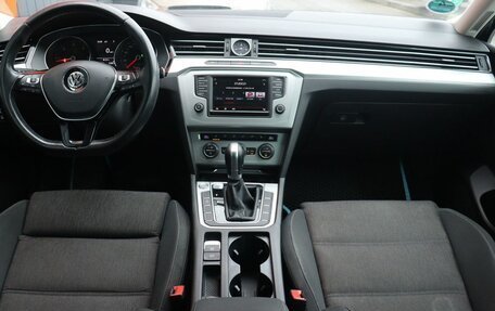 Volkswagen Passat B8 рестайлинг, 2016 год, 1 599 000 рублей, 6 фотография