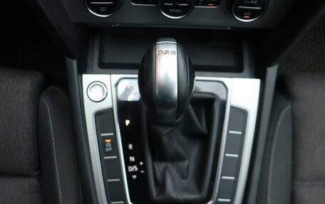 Volkswagen Passat B8 рестайлинг, 2016 год, 1 599 000 рублей, 10 фотография