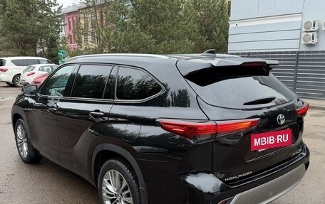 Toyota Highlander, 2025 год, 5 750 000 рублей, 4 фотография