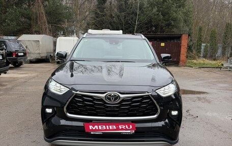 Toyota Highlander, 2025 год, 5 750 000 рублей, 3 фотография