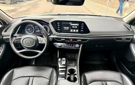 Hyundai Sonata VIII, 2021 год, 2 110 000 рублей, 14 фотография