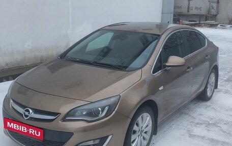 Opel Astra J, 2012 год, 975 000 рублей, 2 фотография
