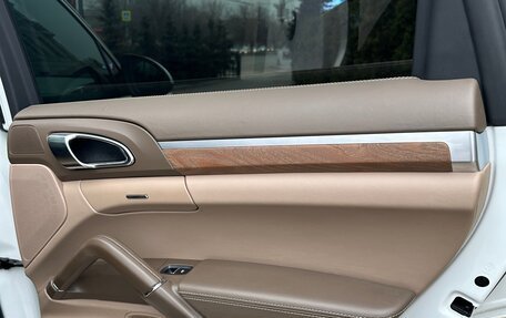 Porsche Cayenne III, 2013 год, 3 100 000 рублей, 28 фотография