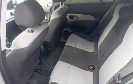 Chevrolet Cruze II, 2013 год, 520 000 рублей, 6 фотография