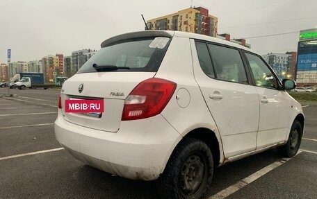 Skoda Fabia II, 2013 год, 570 000 рублей, 2 фотография