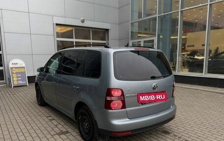 Volkswagen Touran III, 2008 год, 550 000 рублей, 5 фотография