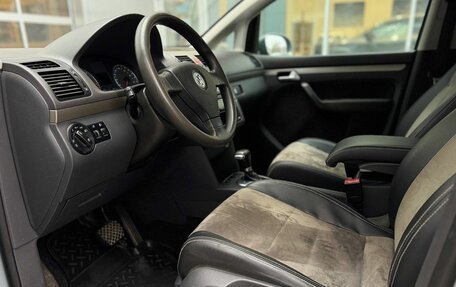 Volkswagen Touran III, 2008 год, 550 000 рублей, 10 фотография