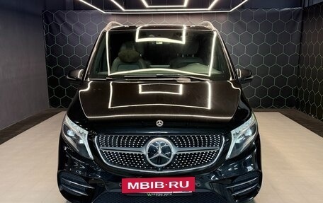 Mercedes-Benz V-Класс, 2020 год, 6 700 000 рублей, 2 фотография