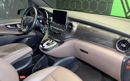 Mercedes-Benz V-Класс, 2020 год, 6 700 000 рублей, 25 фотография