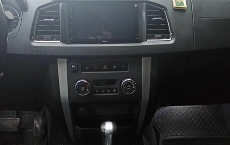 ЛуАЗ Patriot, 2017 год, 1 950 000 рублей, 8 фотография