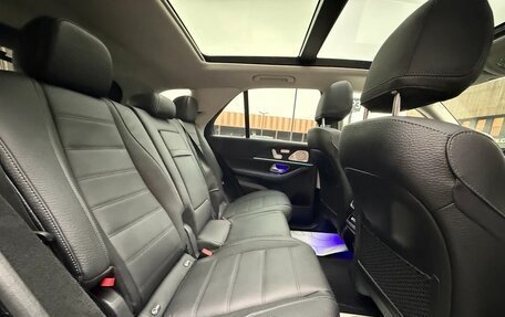 Mercedes-Benz GLE, 2024 год, 15 300 000 рублей, 11 фотография