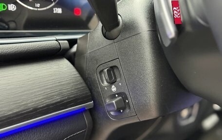 Mercedes-Benz GLE, 2024 год, 15 300 000 рублей, 13 фотография