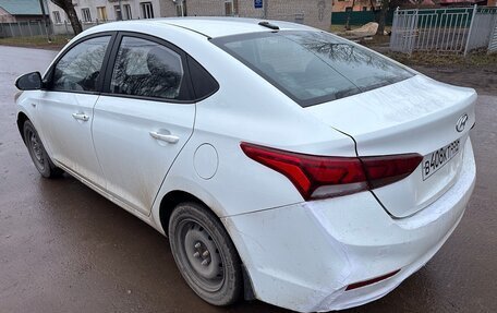 Hyundai Solaris II рестайлинг, 2017 год, 450 000 рублей, 9 фотография