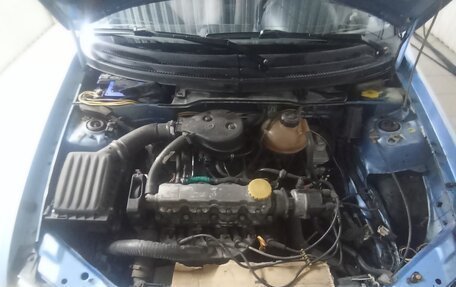 Opel Corsa B, 1995 год, 68 000 рублей, 10 фотография