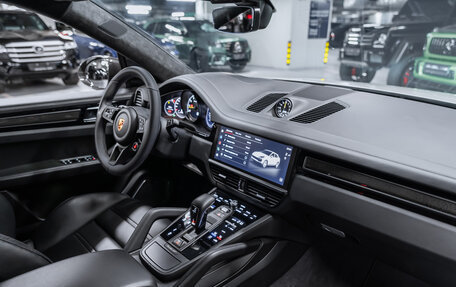 Porsche Cayenne III, 2022 год, 24 400 000 рублей, 2 фотография