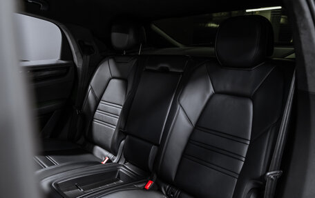 Porsche Cayenne III, 2022 год, 24 400 000 рублей, 21 фотография