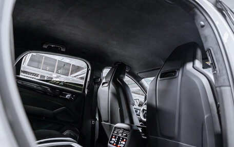 Porsche Cayenne III, 2022 год, 24 400 000 рублей, 19 фотография