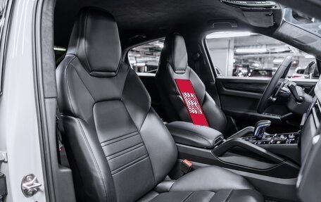 Porsche Cayenne III, 2022 год, 24 400 000 рублей, 17 фотография