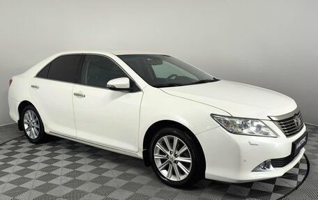 Toyota Camry, 2014 год, 1 560 000 рублей, 4 фотография