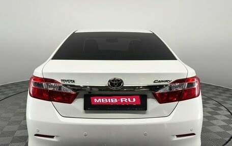 Toyota Camry, 2014 год, 1 560 000 рублей, 7 фотография