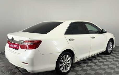 Toyota Camry, 2014 год, 1 560 000 рублей, 6 фотография