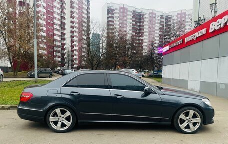 Mercedes-Benz E-Класс, 2010 год, 1 750 000 рублей, 2 фотография