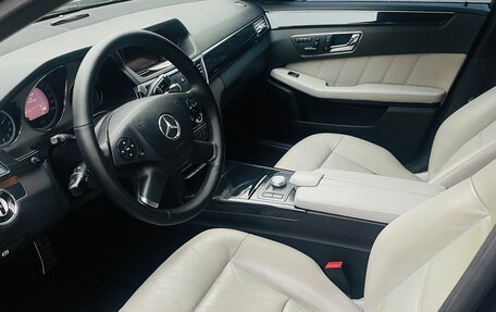 Mercedes-Benz E-Класс, 2010 год, 1 750 000 рублей, 7 фотография