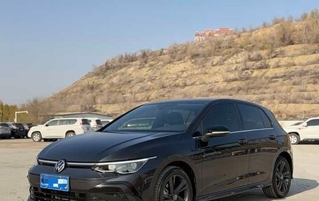 Volkswagen Golf VIII, 2022 год, 1 930 114 рублей, 1 фотография