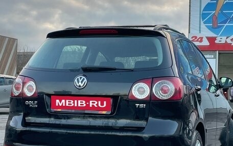 Volkswagen Golf Plus II, 2012 год, 700 000 рублей, 2 фотография