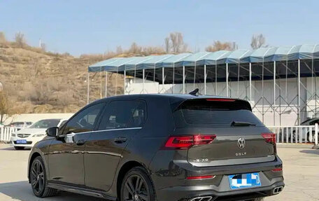 Volkswagen Golf VIII, 2022 год, 1 930 114 рублей, 4 фотография