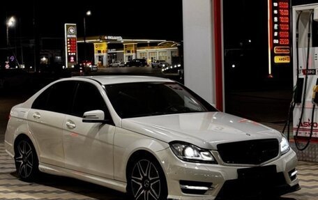 Mercedes-Benz C-Класс, 2011 год, 1 200 000 рублей, 4 фотография