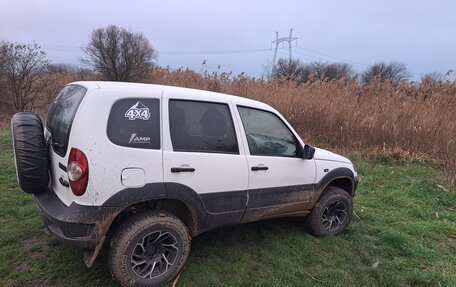 Chevrolet Niva I рестайлинг, 2019 год, 870 000 рублей, 4 фотография