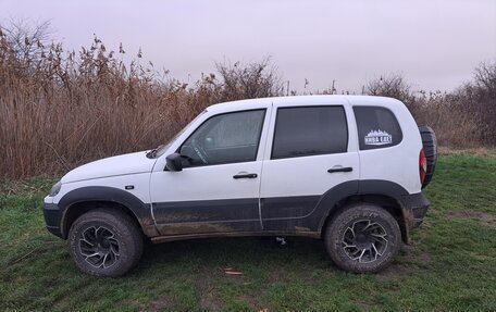 Chevrolet Niva I рестайлинг, 2019 год, 870 000 рублей, 3 фотография