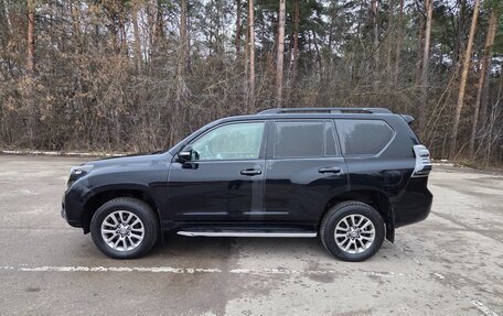 Toyota Land Cruiser Prado 150 рестайлинг 2, 2016 год, 3 500 000 рублей, 3 фотография