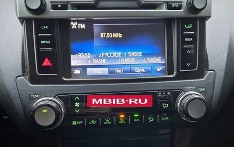 Toyota Land Cruiser Prado 150 рестайлинг 2, 2016 год, 3 500 000 рублей, 11 фотография