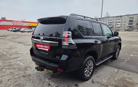 Toyota Land Cruiser Prado 150 рестайлинг 2, 2016 год, 3 500 000 рублей, 5 фотография